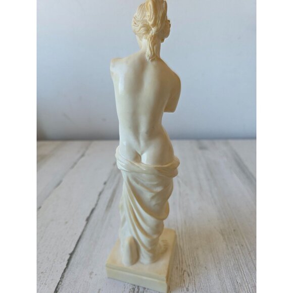 Vintage a santini female statue as is nude decor - Picture 3 of 9